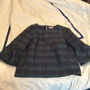 Vineyard, vines, blackwatch plaid top